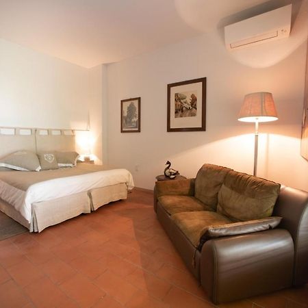 B&B Parco Antico Somma Lombardo Buitenkant foto